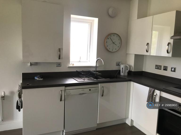 Flat Mallard Close in Stratford-on-Avon