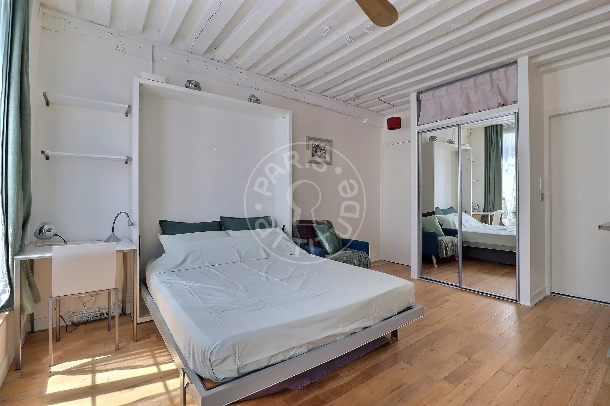 Appartement Rue des Innocents à Paris