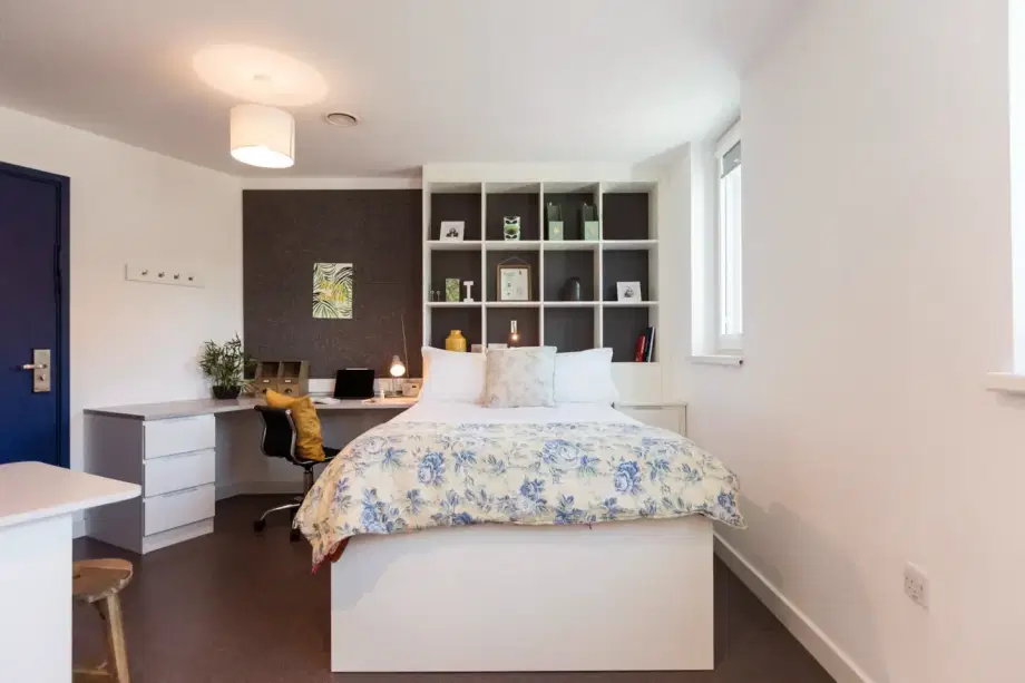 Room Lewes Road in Brighton