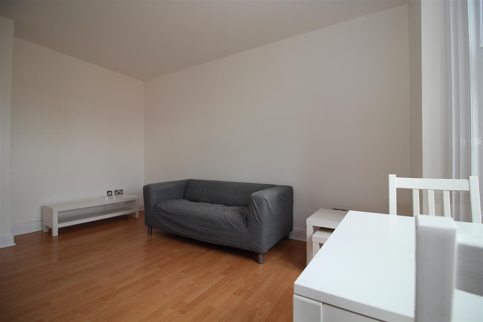 Flat Evington Road in Leicester