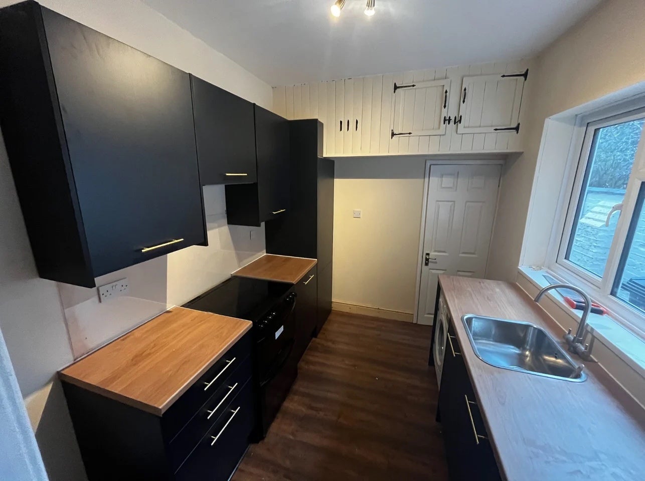 Room Queen Anne Street in Milton Keynes