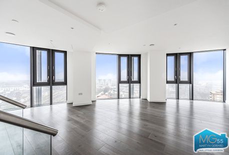Flat Seven Sisters Road in Greater London