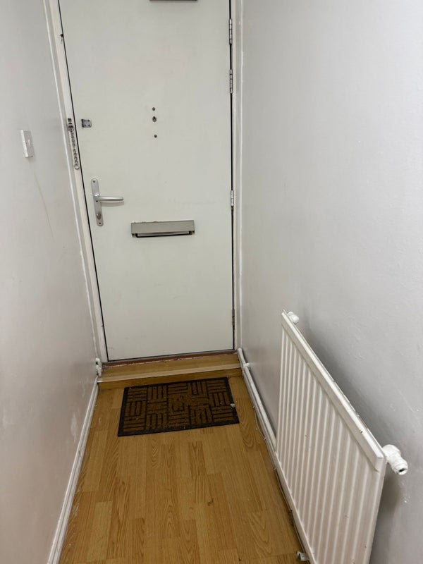 Room Vincent Road in Greater London