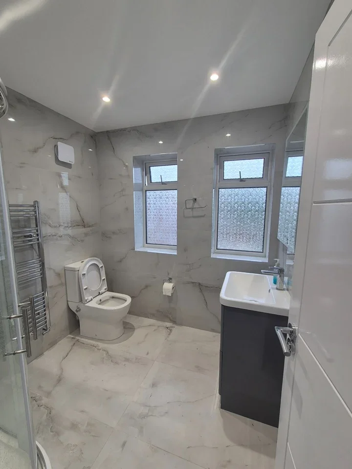 Room April Close in Greater London