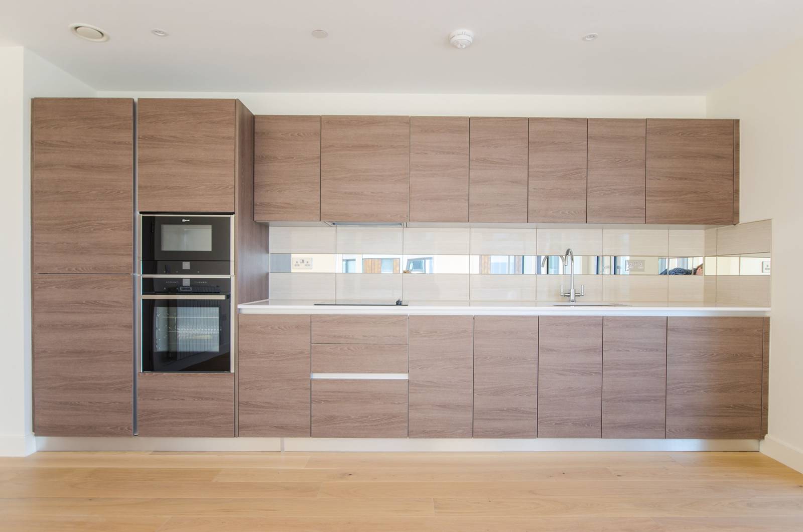 Flat Duke of Wellington Avenue in Greater London