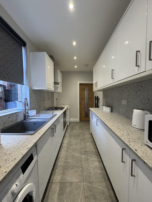 Room Mountcastle Road in Leicester