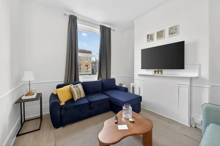 Flat Fonthill Road in Greater London