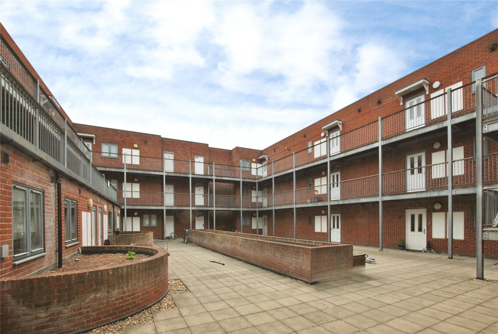Flat Broomfield Road in Chelmsford