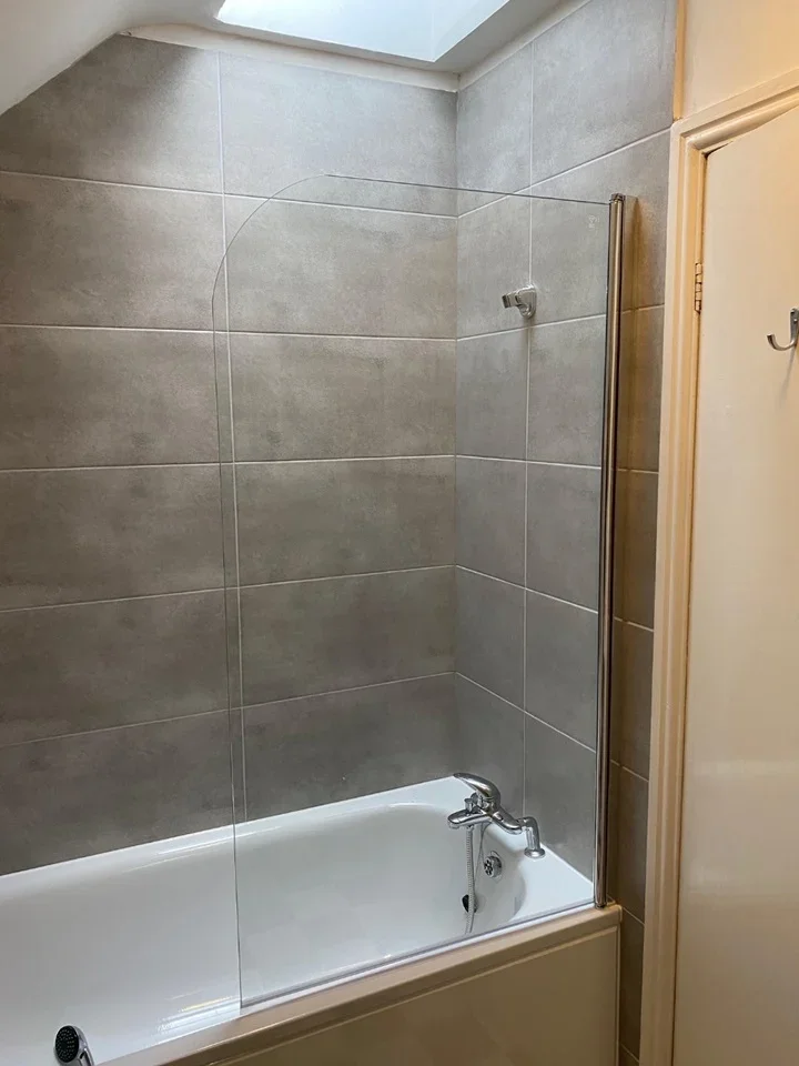 Flat Cecile Park in Greater London