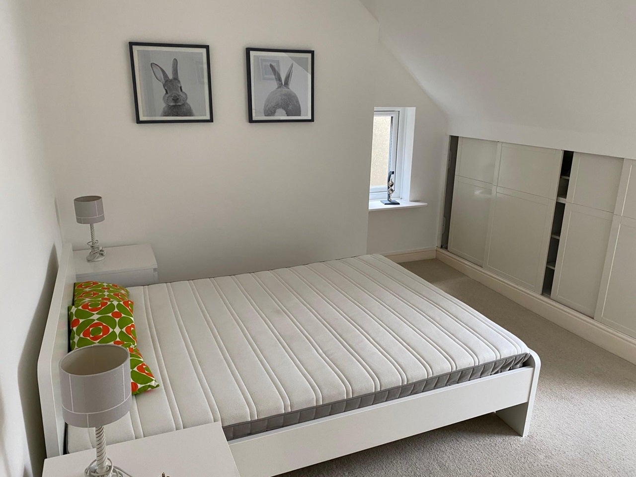 Flat Cecile Park in Greater London