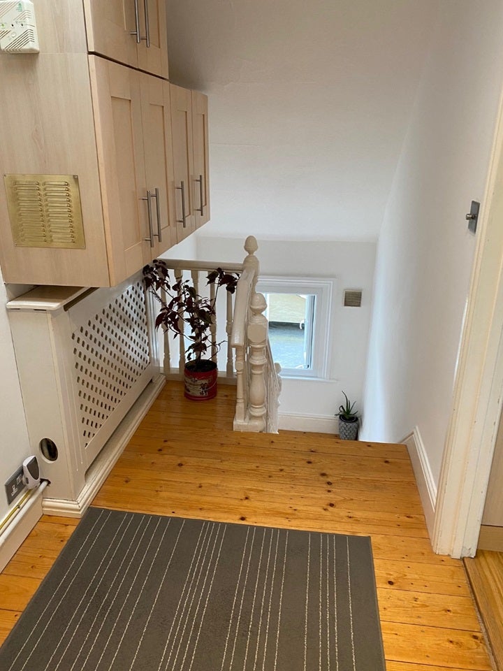 Flat Cecile Park in Greater London