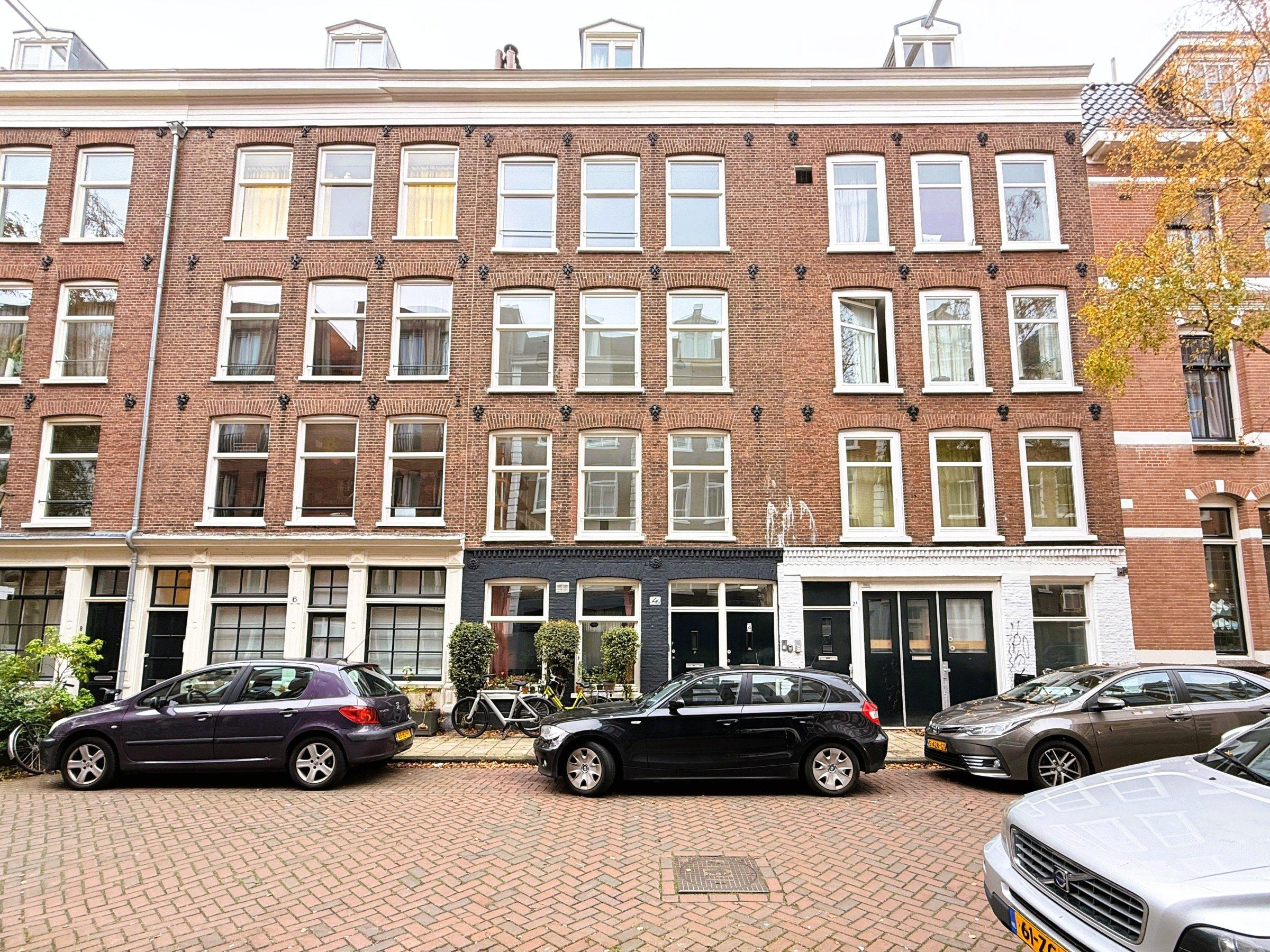 Flat Eerste Schinkelstraat in Amsterdam