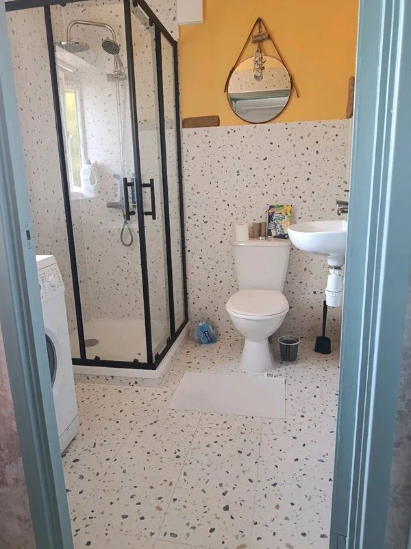 Room Apeldoorn Drive in Greater London