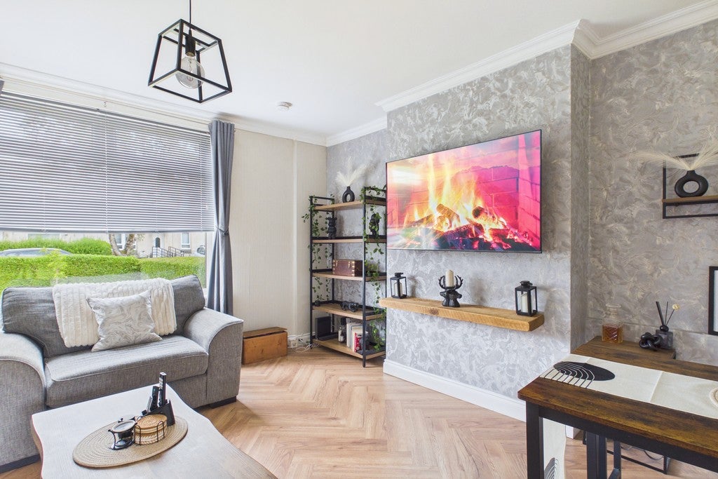 Flat Shafton Place in Glasgow