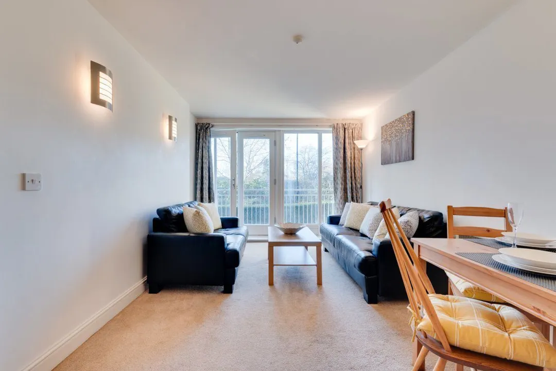 Flat Bingley Court in Canterbury