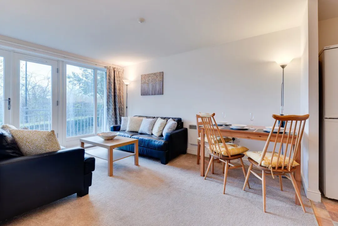 Flat Bingley Court in Canterbury