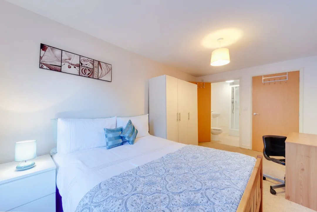 Flat Bingley Court in Canterbury