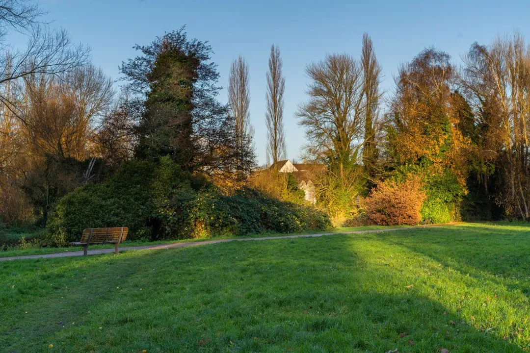 Flat Bingley Court in Canterbury