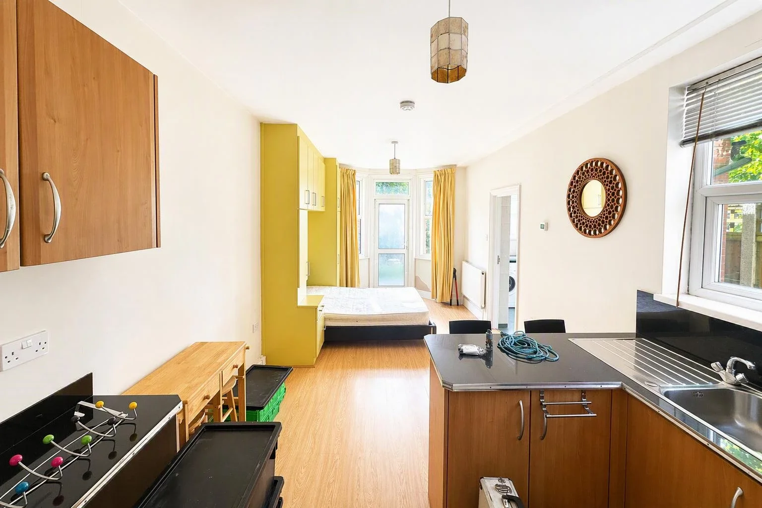 Flat Crossfield Road in Greater London