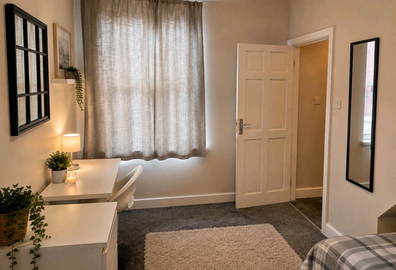 Room Wellington Road in Sandwell