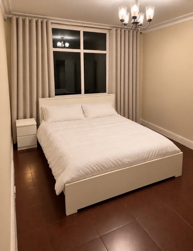Room Beverstone Road in Greater London