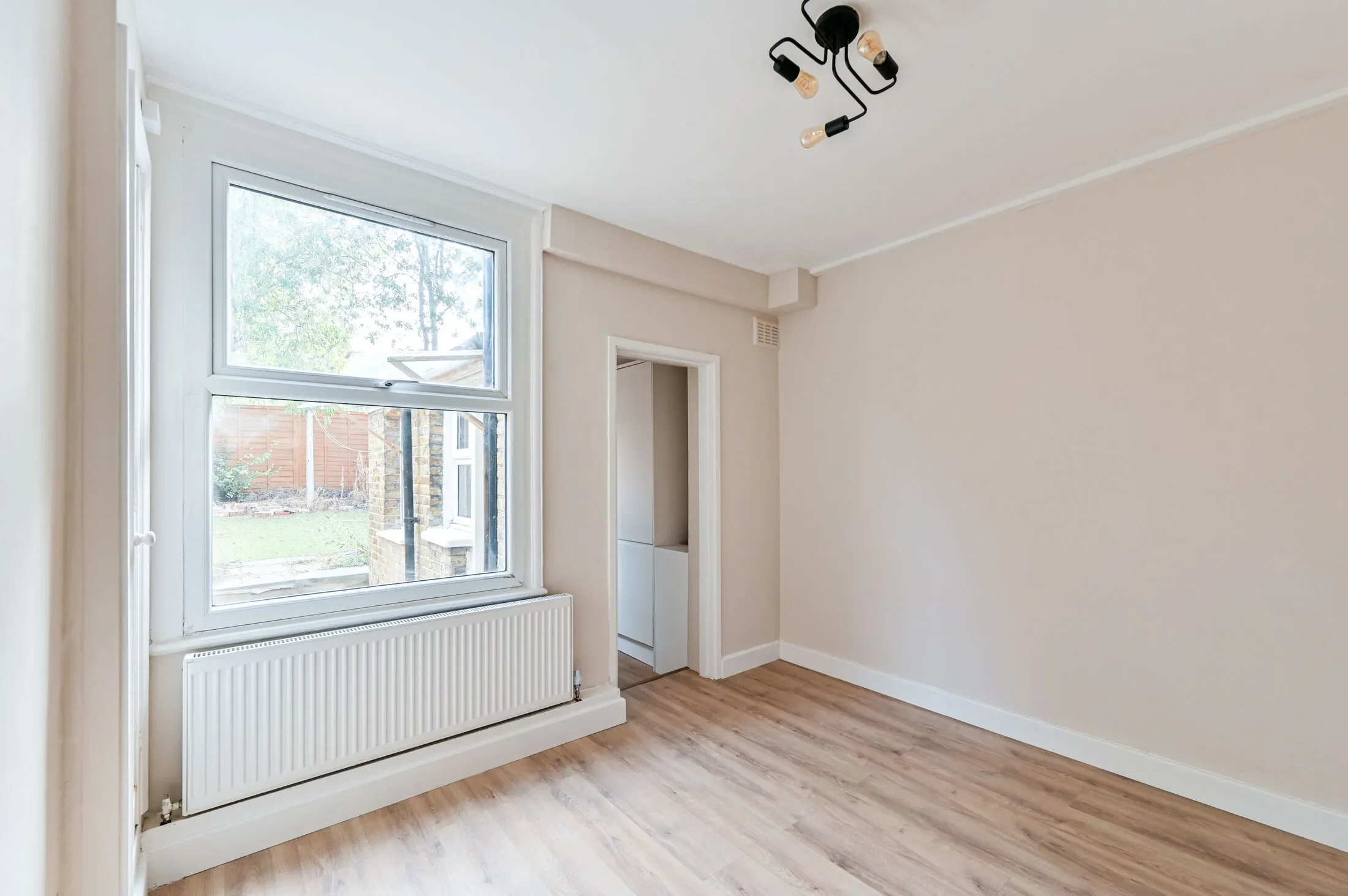 House Derinton Road in Greater London