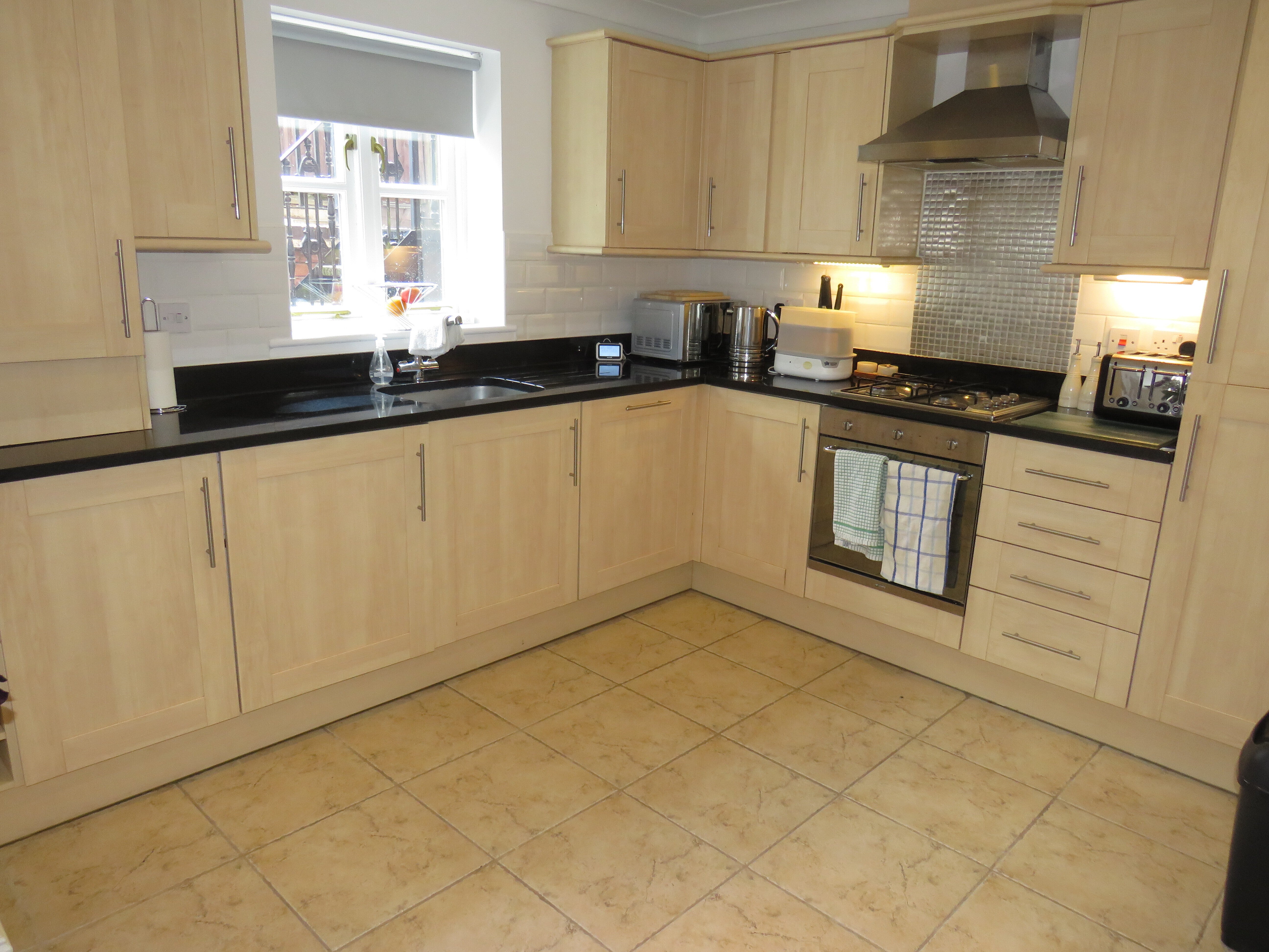 Flat Rugby Road in Royal Leamington Spa