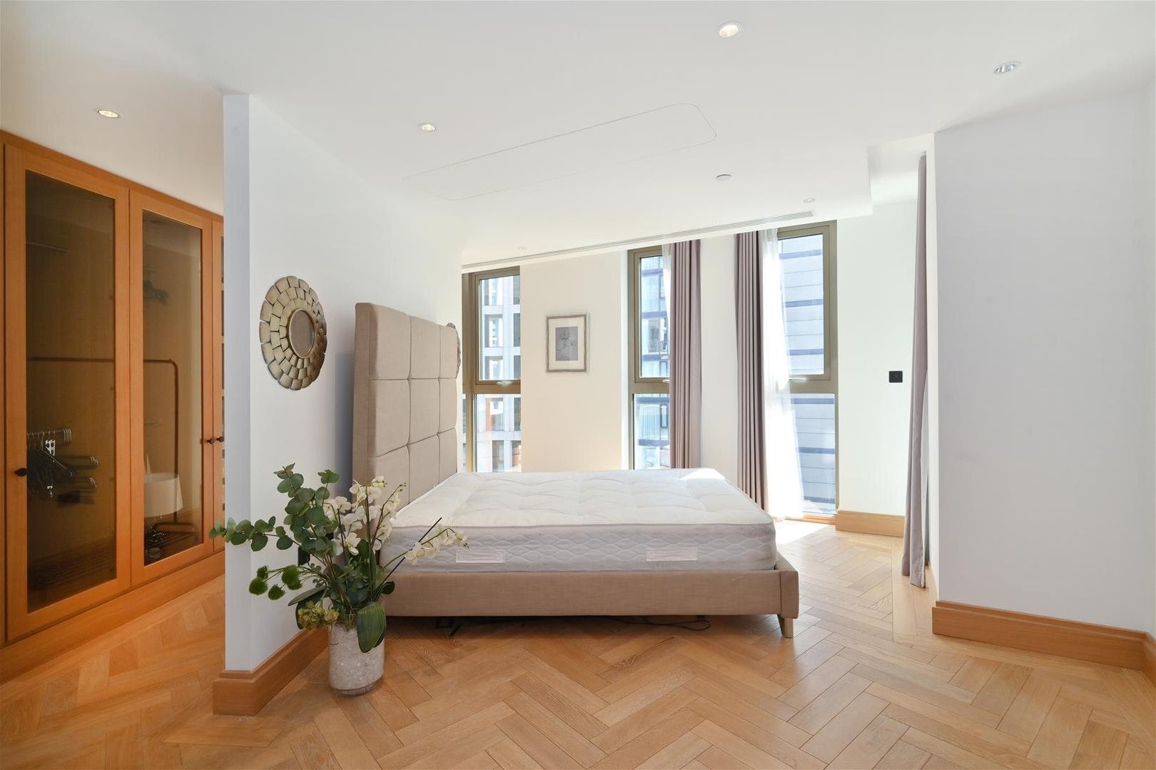 Flat John Islip Street in City of Westminster