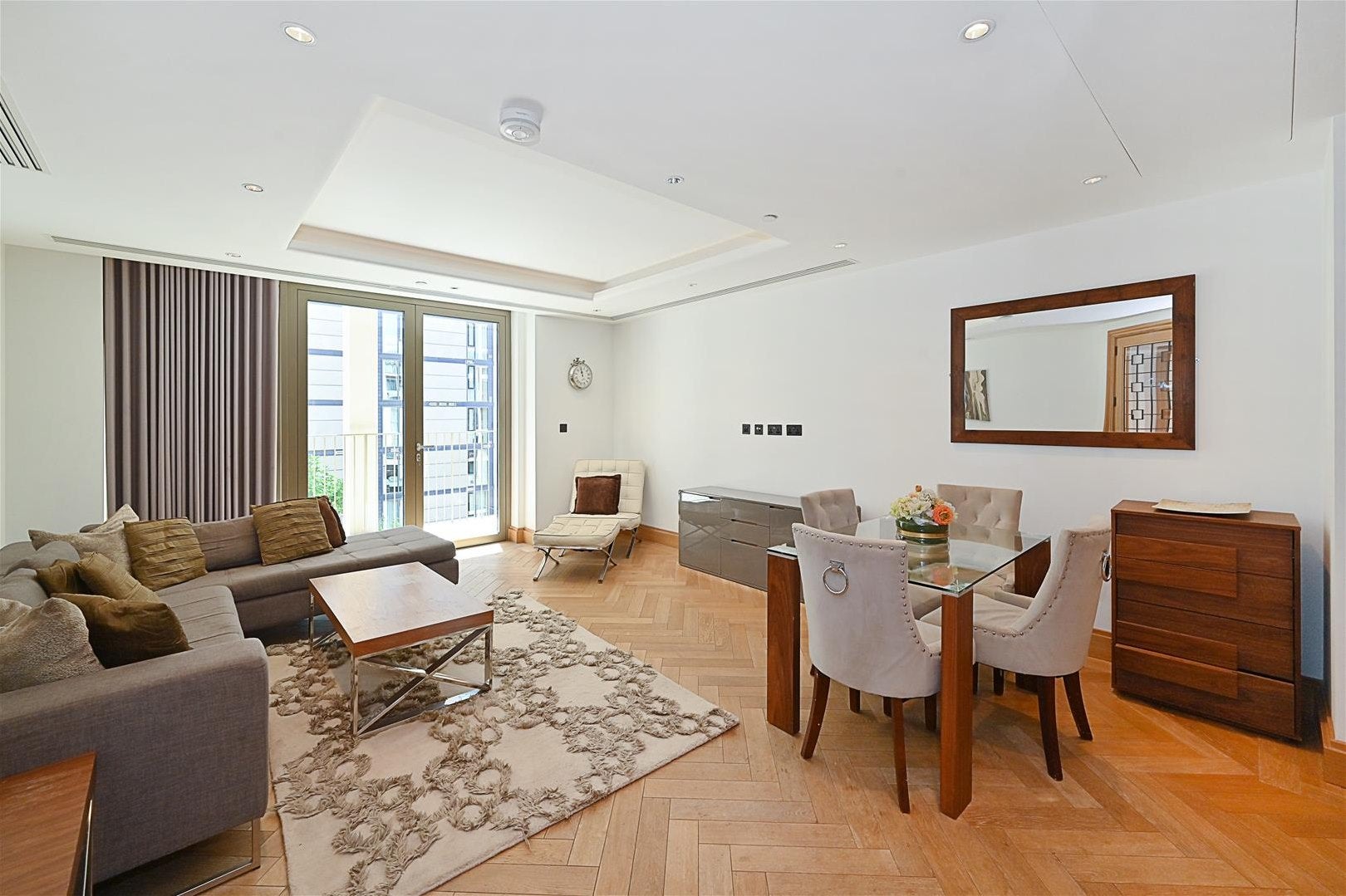 Flat John Islip Street in City of Westminster