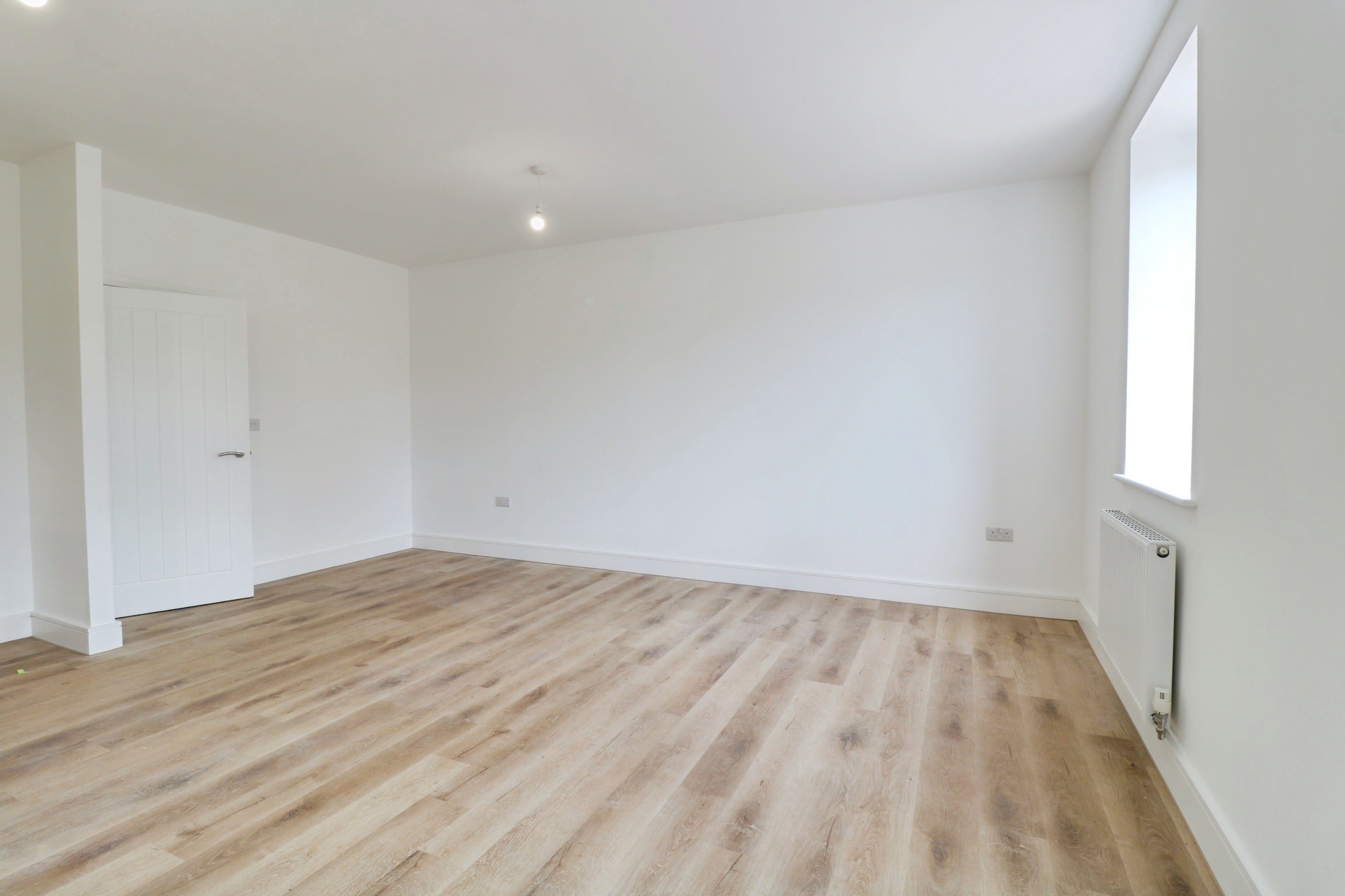 Flat Spa Road in Rochford