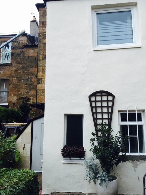 Room Clouston Street in Glasgow