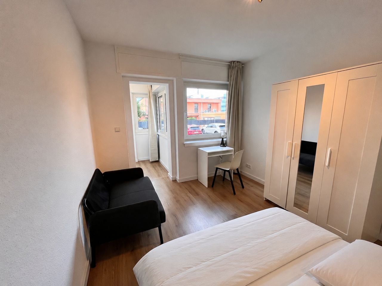 Zimmer Heinrich-Hoffmann-Straße in Frankfurt am Main