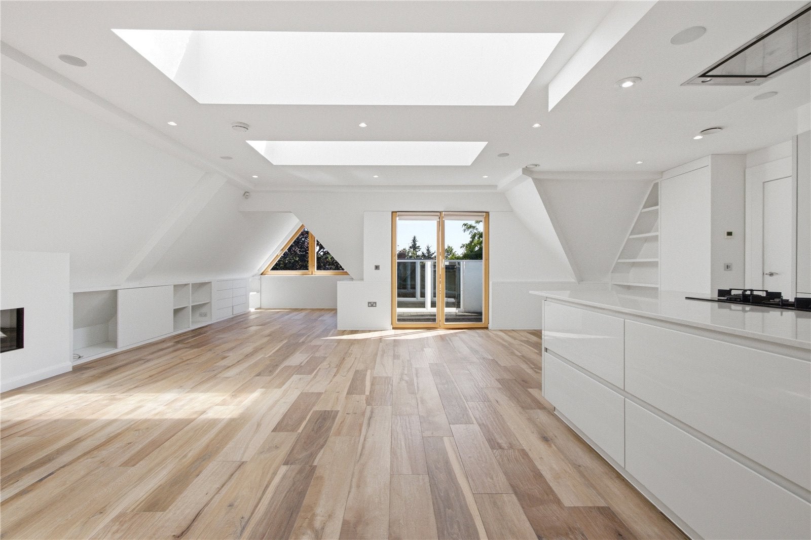 Flat Totteridge Lane in Greater London