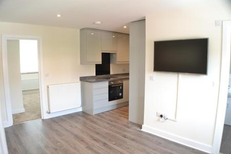 Flat Mulfords Hill in Basingstoke and Deane