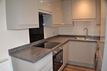 Flat Mulfords Hill in Basingstoke and Deane