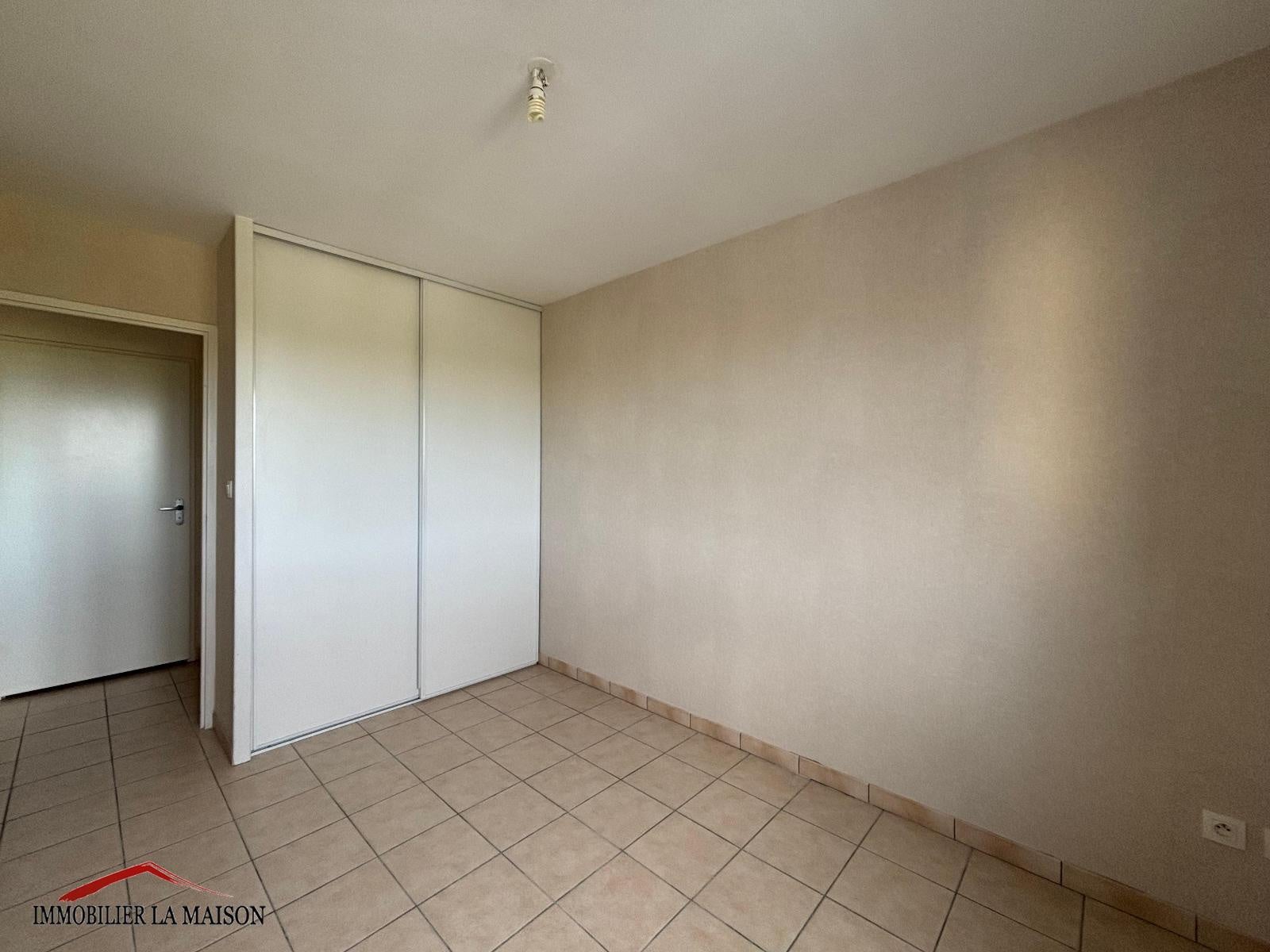 Flat Route de Bayot in Coulounieix-Chamiers