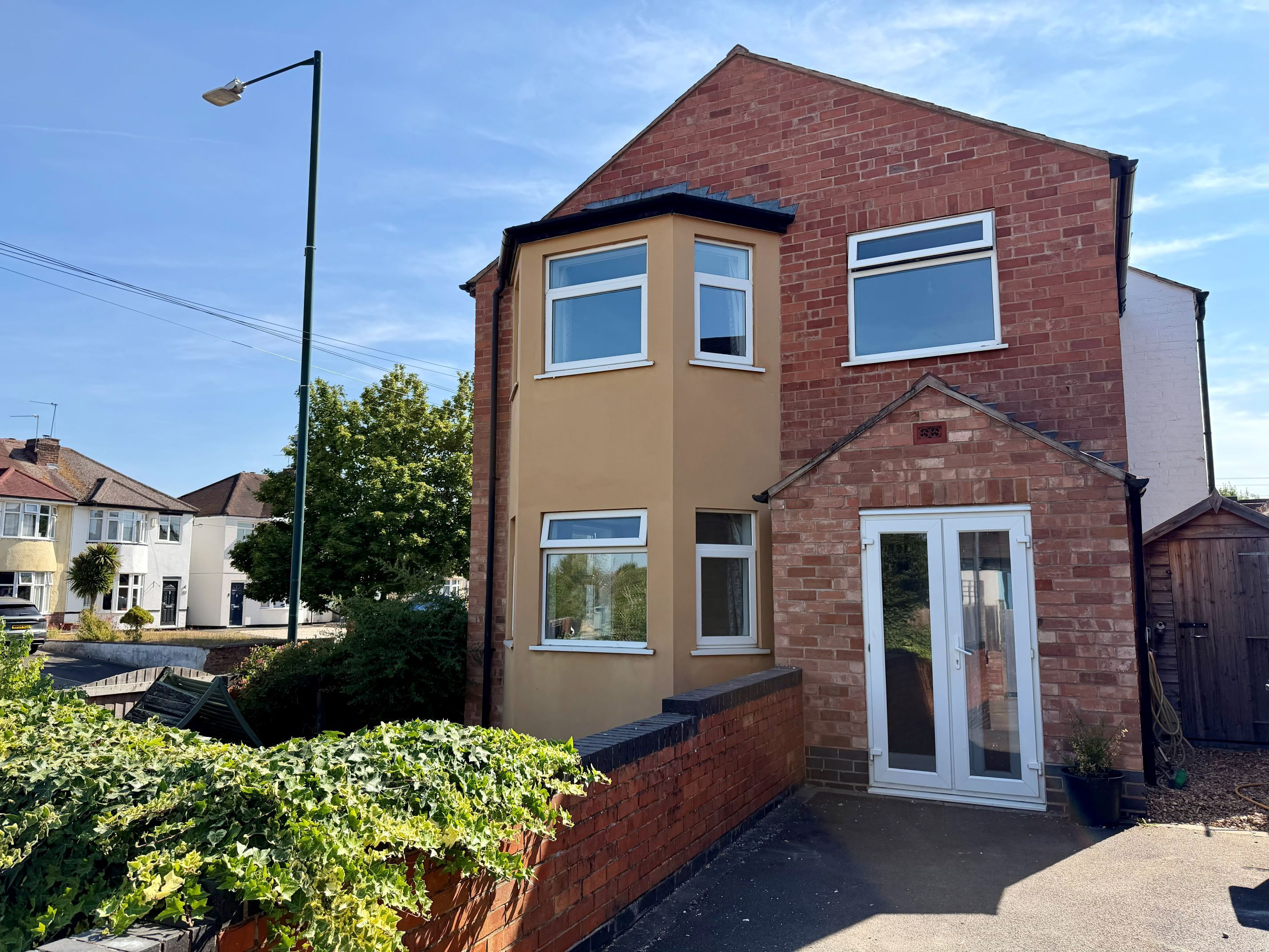 House Heathcote Road in Warwick