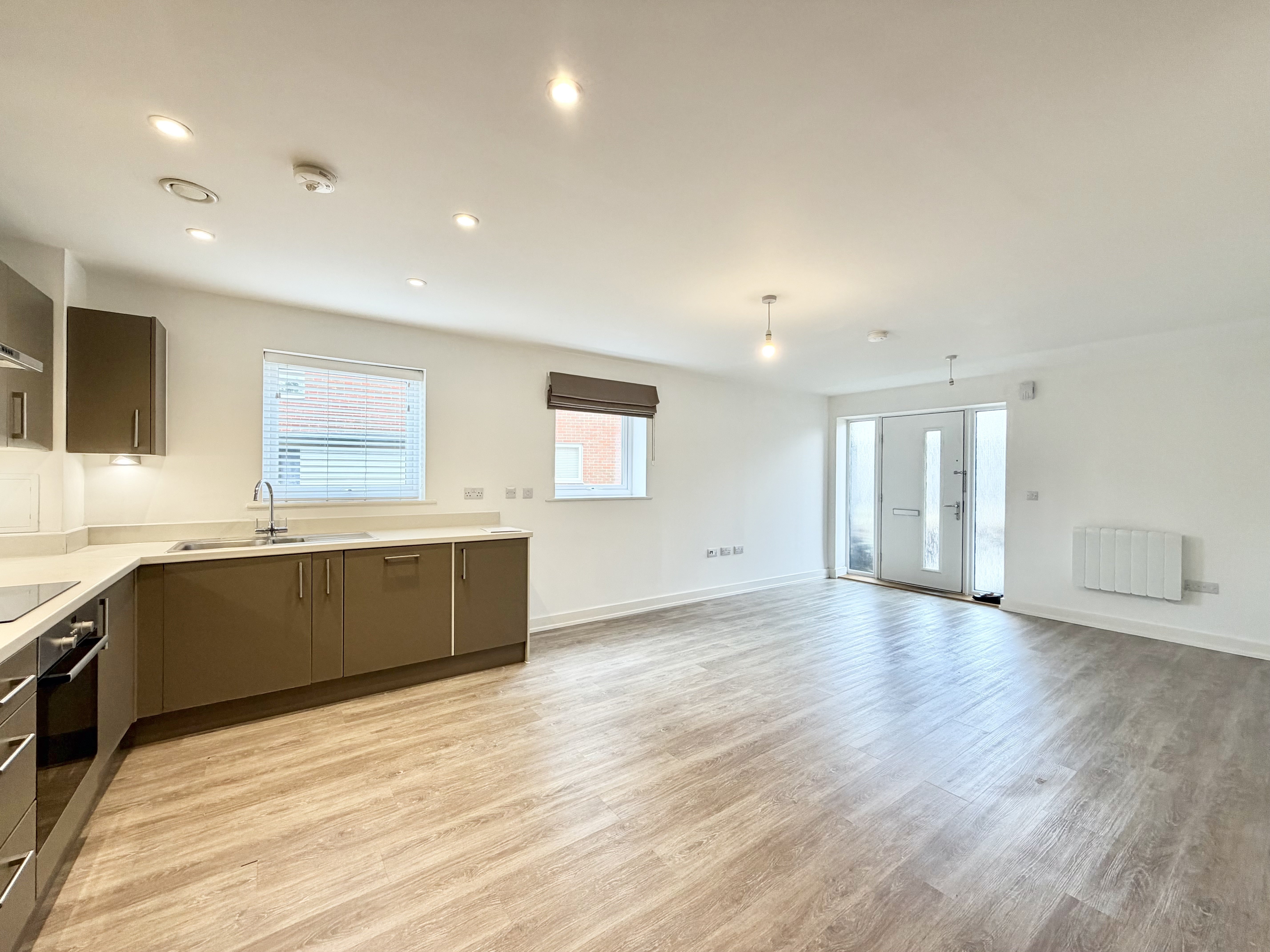 Flat Rookfield Road in Horsham