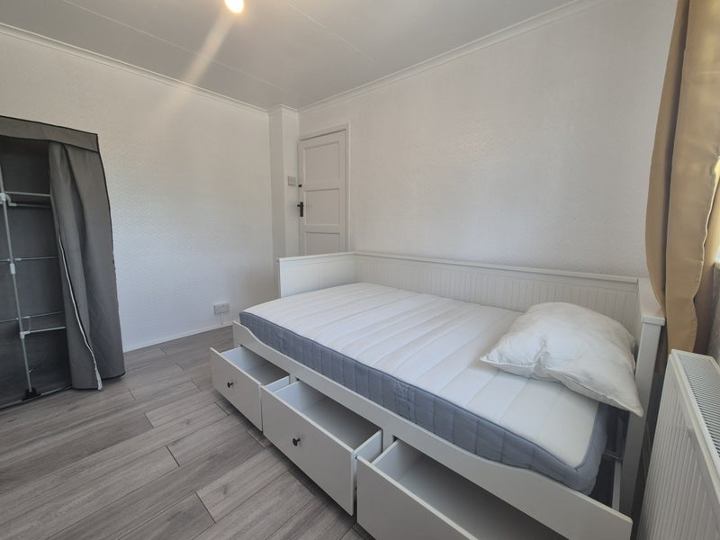 Room Hunts Drive in Chelmsford