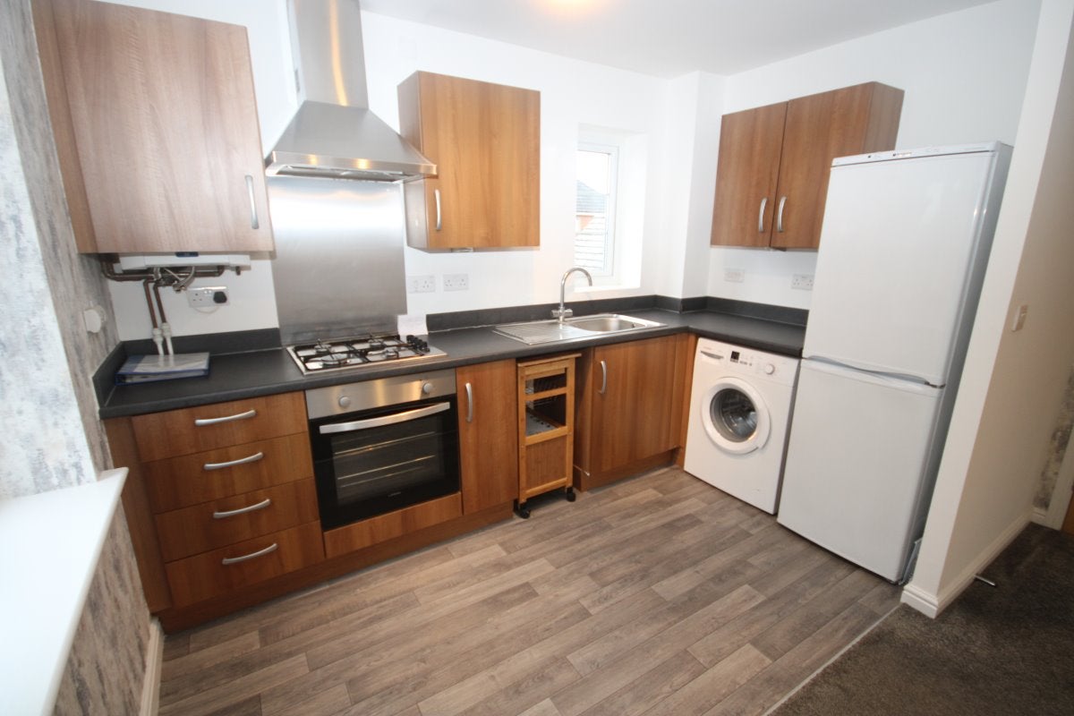 Flat Liverpool Road in Neston