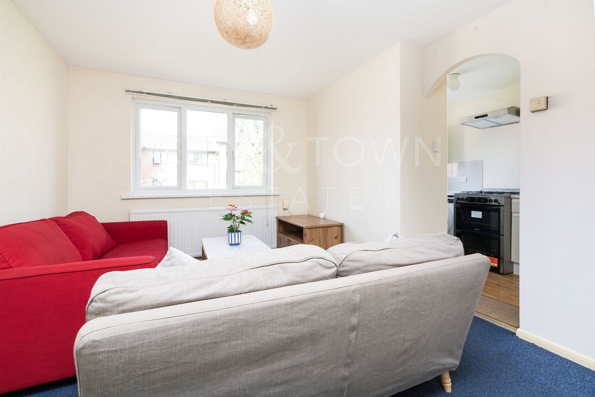 Flat Pempath Place in Greater London