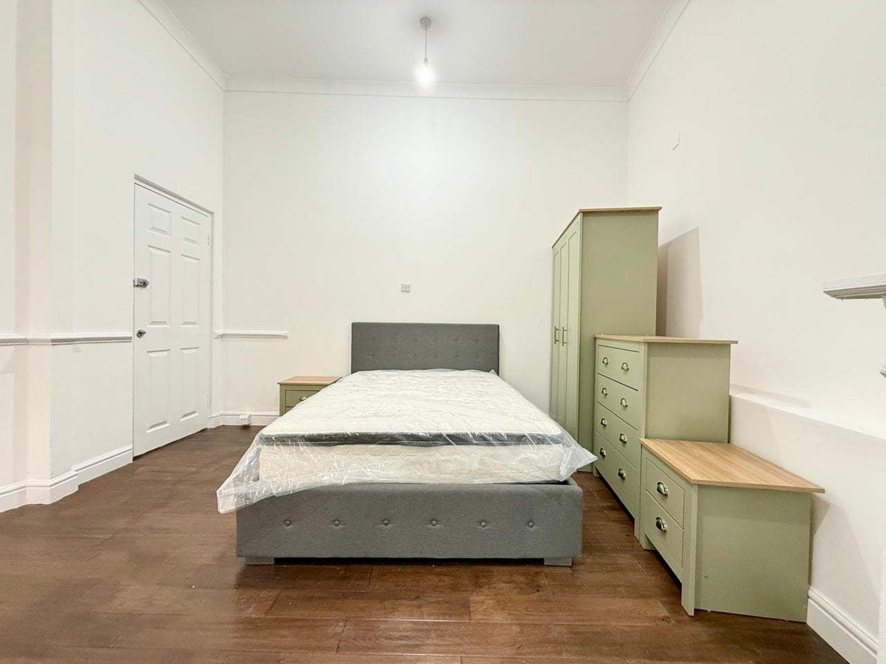 Flat Fairfield Street in Greater London