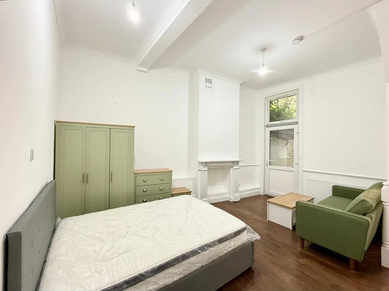Flat Fairfield Street in Greater London