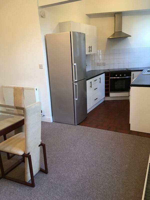 Room Abbeydale Road in Sheffield