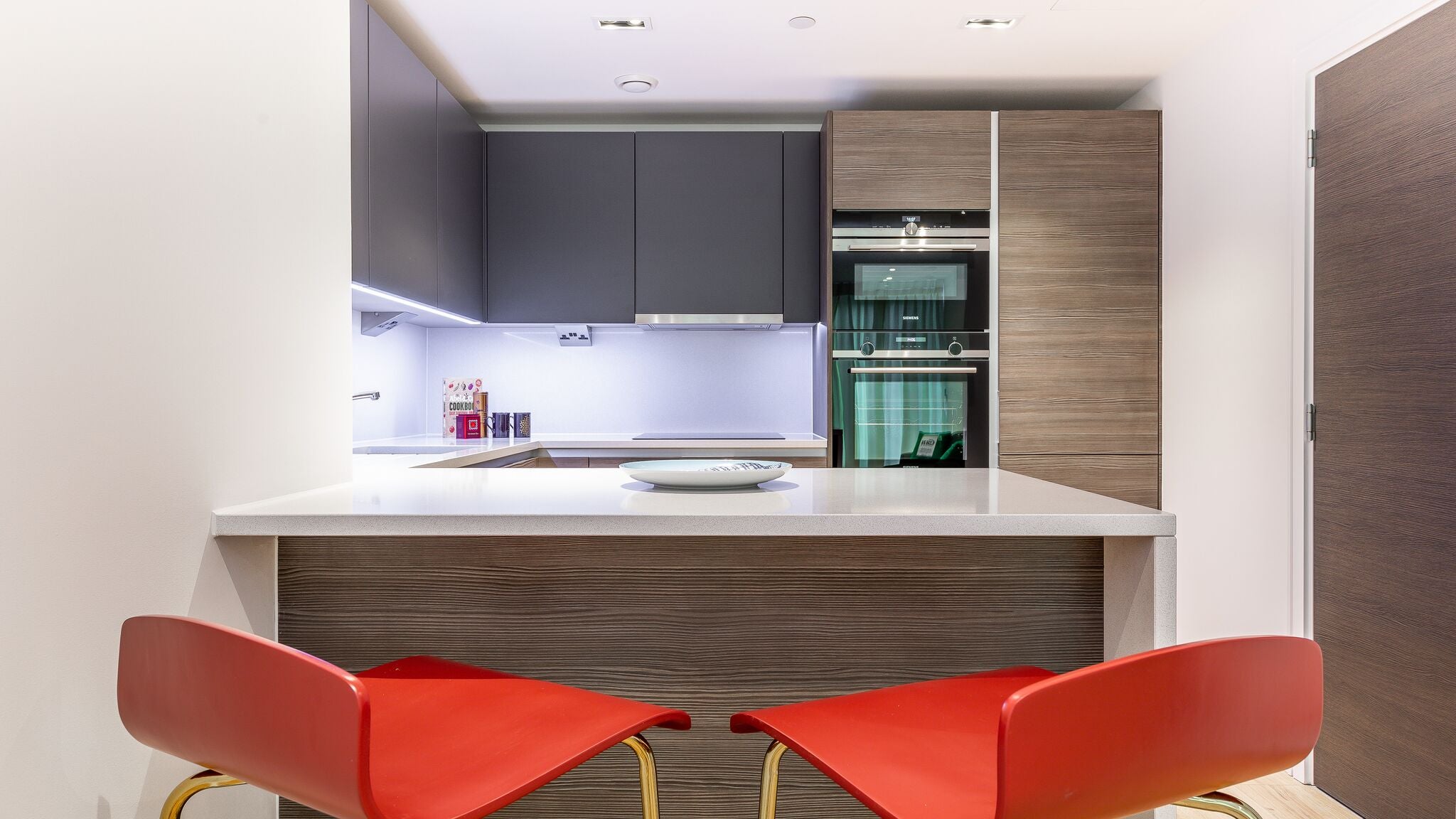 Flat Beadon Road in Greater London