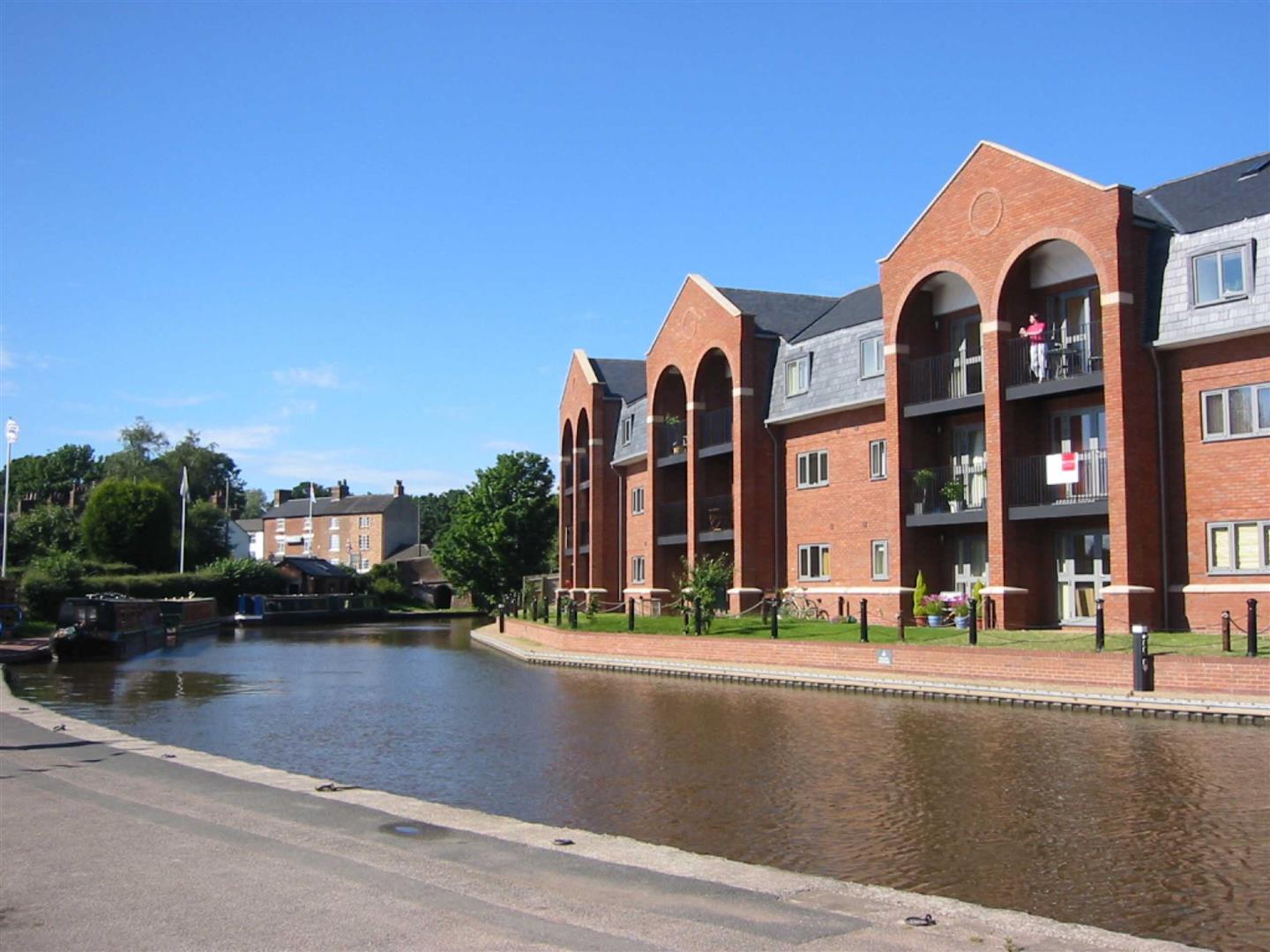 Flat Cameron Wharf in Stone