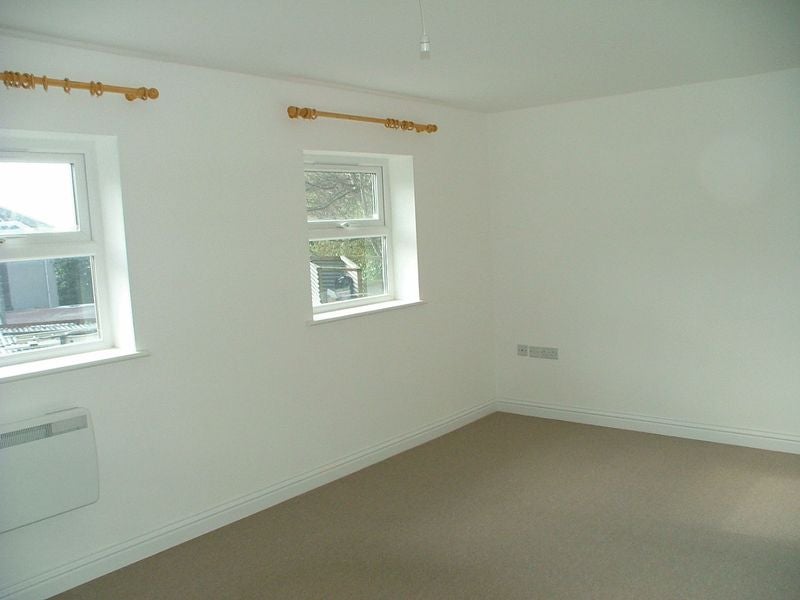 Flat Cross Street in Abergavenny