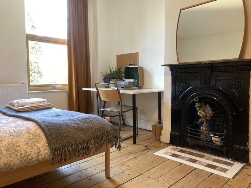 Room Sunbourne Road in Liverpool