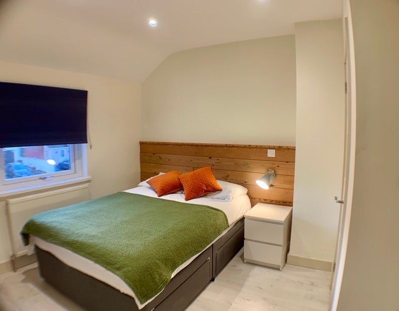 Room Pen Park Road in Bristol