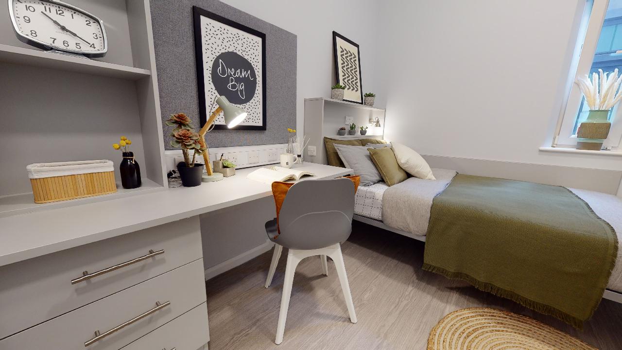 Room Pitfield Street in Greater London
